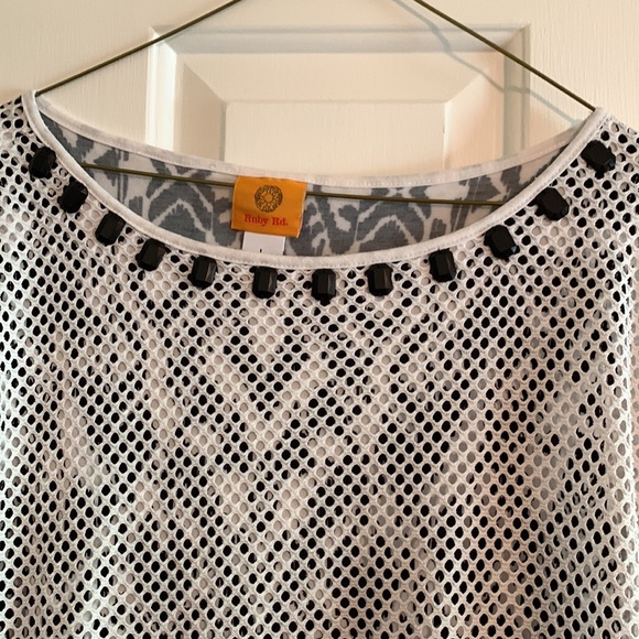 Fun top - Picture 2 of 5